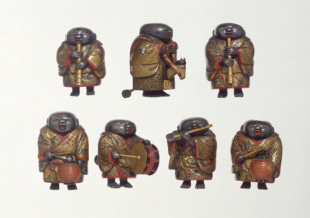 A Finely Lacquered Group Of Seven Netsuke von 