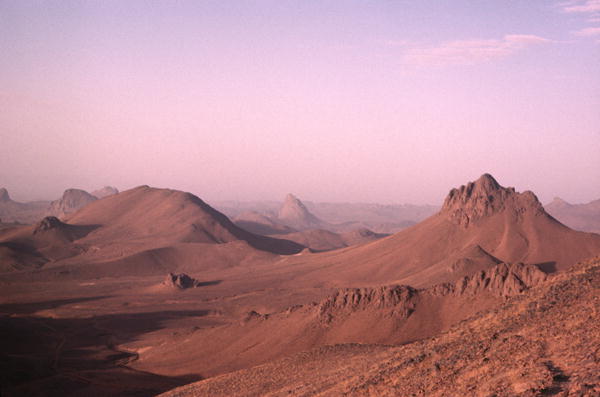 Ahaggar mountains (photo)  von 