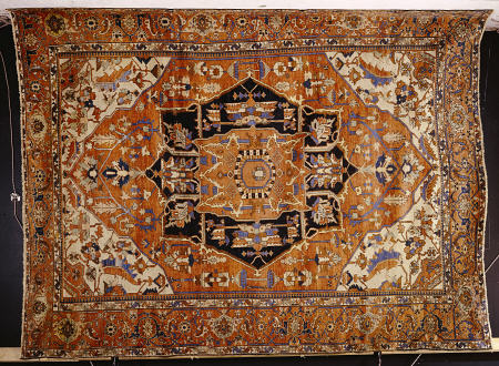 An Antique Heriz Carpet von 