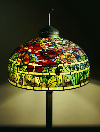 An Oriental Poppy Leaded Glass Floor Lamp By Tiffany Studios von 