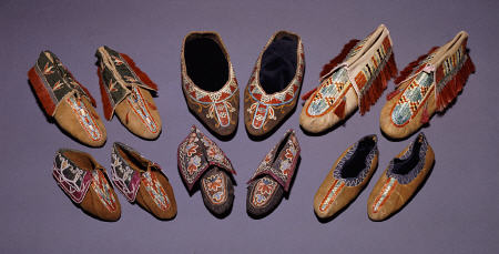 A Selection Of American Indian Moccasins von 