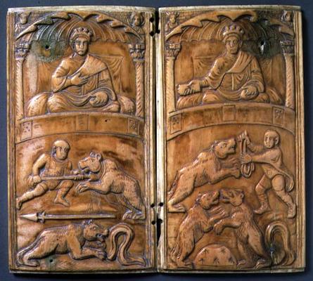 Consular diptych depicting officials presiding over bear-baiting, Roman (ivory) von 