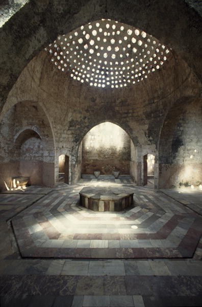 Interior of the Hammam al-Jadid, also called the ''New Bath'' (photo)  von 