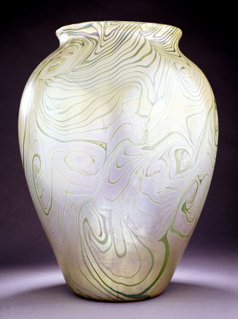 Large Favrile Glass Vase von 
