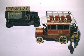 Lyon's van, c.1930, and Lehmann's Autobus 1669