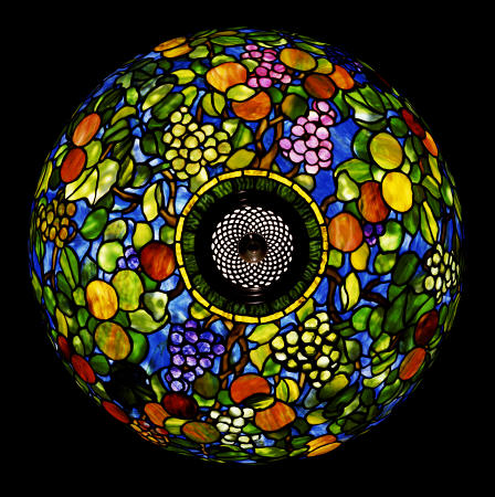 Overhead Detail From The Shade Of An Important ''Fruit'' Leaded Glass And Bronze Table Lamp von 
