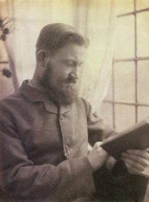 Portrait of George Bernard Shaw (1856-1950) as a Young Man, 1910 (sepia photo) von 