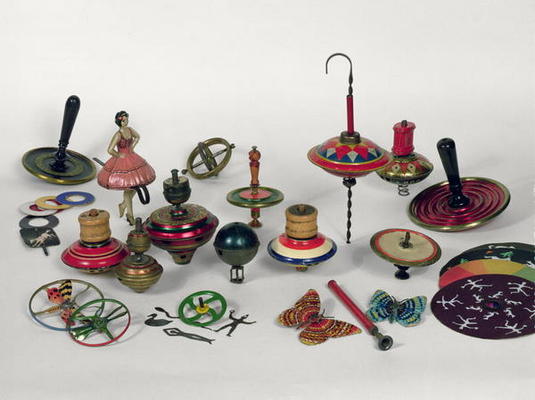 Spinning tops, humming tops and optical tops, 1890-1950 von 