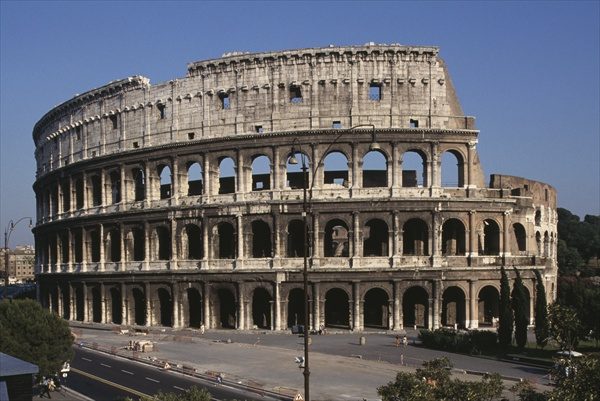 The Colosseum, built 70-80 AD (photo)  von 