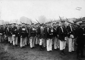 Teilnehmer d.Armeegepaeckmarsches,Berlin