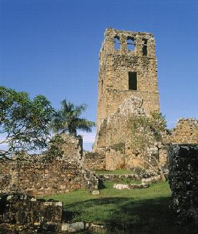 The cathedral ruins (photo) 