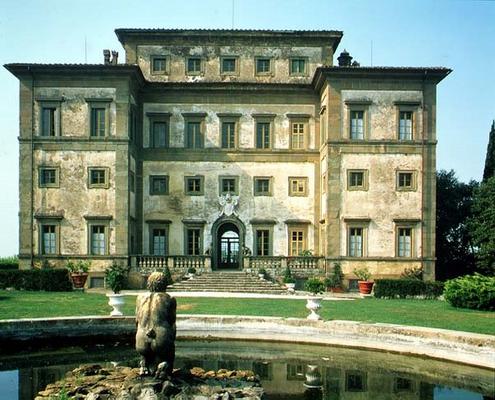 View of the exterior, garden facade, designed by Gian Lorenzo Bernini (1598-1680) (photo) von 