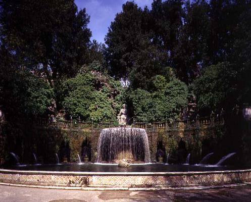 View of the 'Fontana Ovale' (Oval Fountain) designed by Pirro Ligorio (c.1500-83) for Cardinal Ippol von 