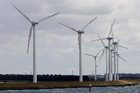 Windräder in den Niederlanden