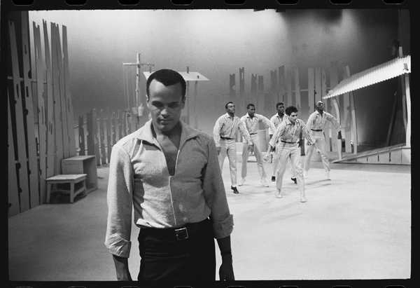 Harry Belafonte on set of TV special von Orlando Suero