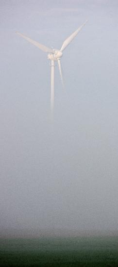 Windrad im Nebel von Patrick Pleul