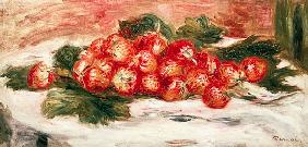 Erdbeeren auf weißem Tischtuch