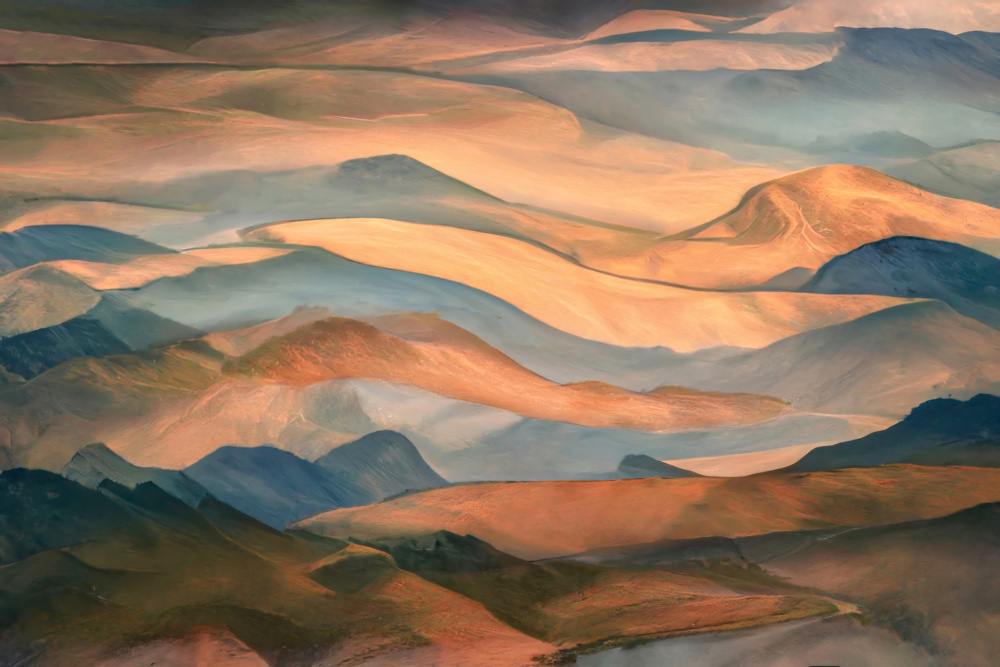 Sonnenuntergang entlang des Bergrückens von Robin Wechsler