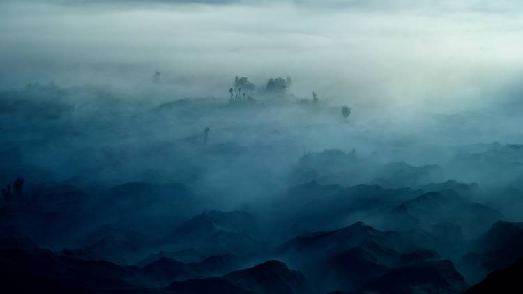 Land of Fog von Rudi Gunawan