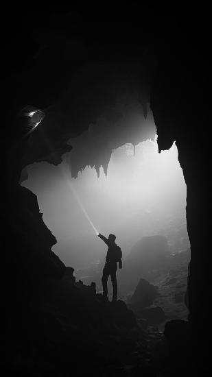 Entdecken Sie Höhlen