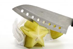 Die Sternfrucht mit Messer1